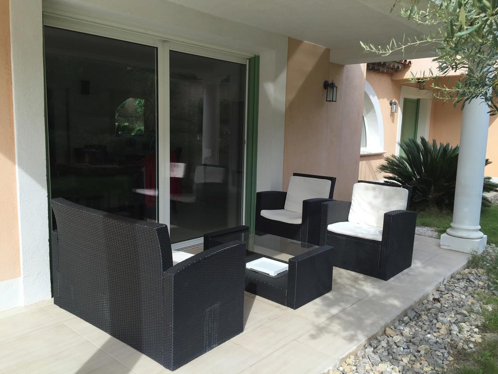 Belle Villa Dans Clos Prive - Saint Raphael Boulouris Exterior foto